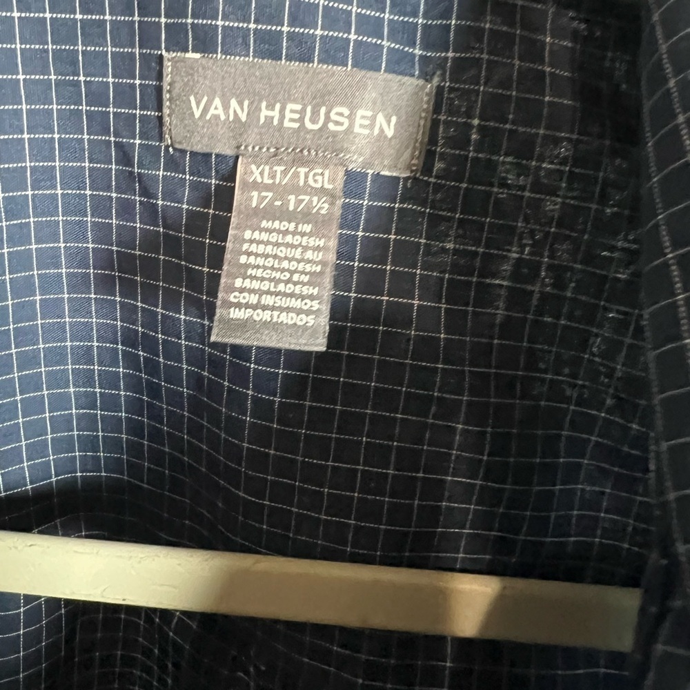 Van Heusen Blue Casual Button Down Shirt - Picture 2 of 4